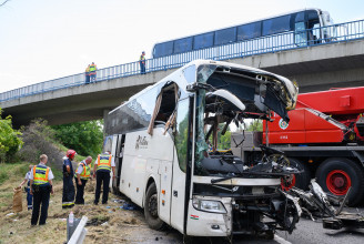 Egy defekt miatti buszbaleset nem így nézett volna ki