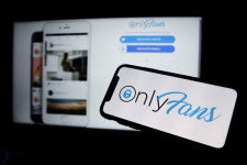Az OnlyFans betiltja a szexuális tartalmakat