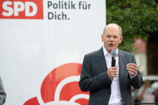Egy felmérés szerint a német szociáldemokraták beérték Merkel CDU-ját
