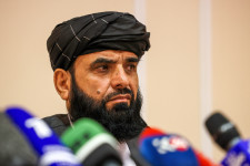 Következményeket lengettek be a tálibok, ha az amerikaiak elhalasztják a végső kivonulást Afganisztánból