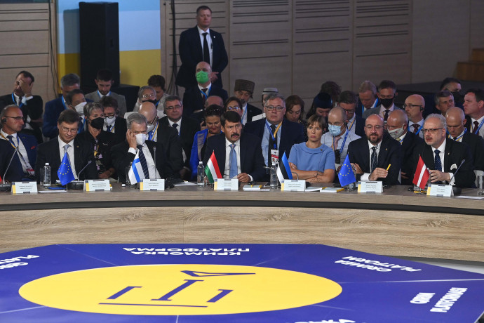 Áder úgy szólalt fel a Krím elfoglalása ellen, ahogy a magyar vezetés még sosem