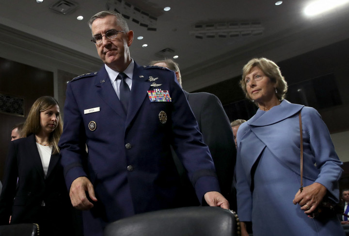 John E. Hyten tanúvallomásra érkezik a szenátus fegyveres szolgálatokat felügyelő bizottsága elé, amikor kinevezik a Vezérkari Főnökök Egyesített Bizottságának következő alelnökévé, 2019. július 30-án Washingtonban – Fotó: Win McNamee / Getty Images / AFP