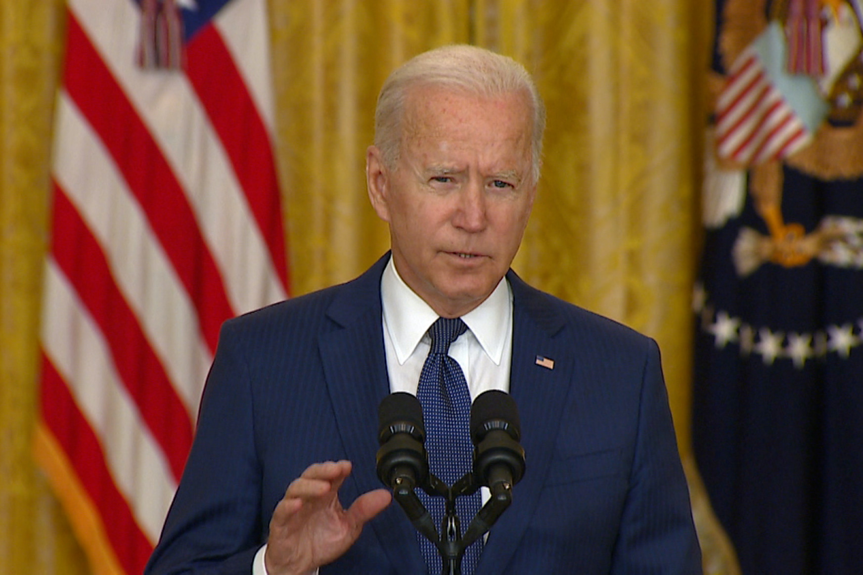 Joe Biden üzent a merénylet elkövetőinek: Le fogunk vadászni titeket