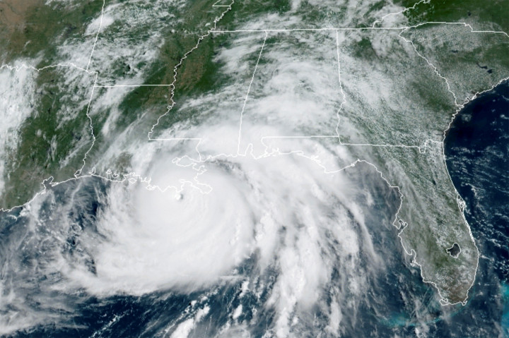Műholdképen az Ida hurrikán érkezése a Mexikói-öbölbe, az USA déli partjaihoz 2021. augusztus 29-én – Fotó: NOAA / Reuters