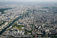 Hétfőtől maximum 30 km/h-val lehet közlekedni Párizs legtöbb útján