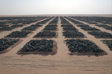 Több mint negyvenezerszer fordultak a teherautók, mire megtisztították a területet a gumiabroncsoktól Kuvaitban