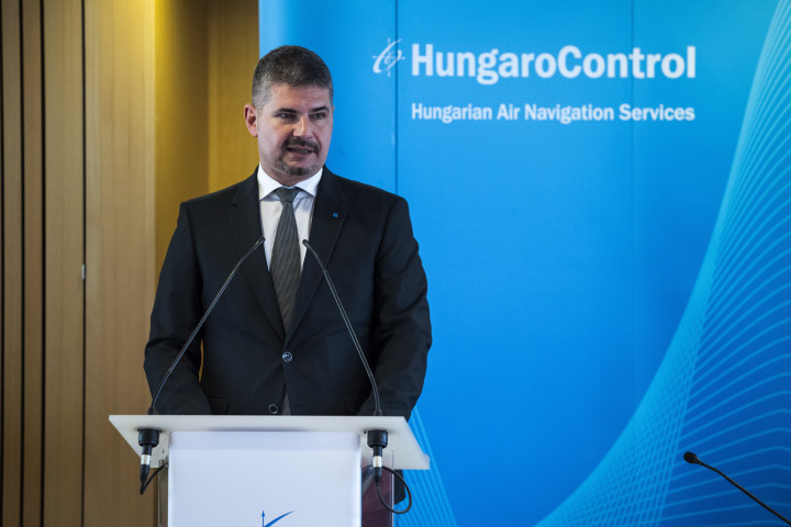 Szepessy Kornél, a HungaroControl Magyar Légi Forgalmi Szolgálat Zrt. vezérigazgatója egy sajtótájékoztatón 2019-ben – Fotó: Mónus Márton / MTI
