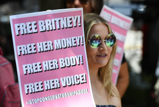 Kétmillió dollárt akar kicsikarni Britney Spearstől az apja, állítja az énekesnő ügyvédje