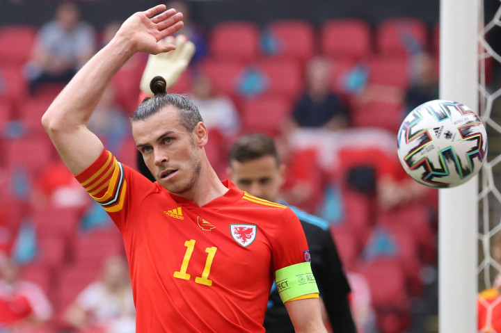 Gareth Bale walesi színekben a 2021-es futball Eb-n. Fotó: Kenzo Tribouillard / POOL / AFP