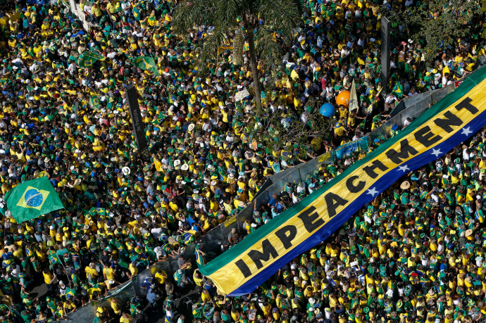 Brazil elnök: Csak a halál vagy a győzelem lehet a sorsom, de rácsok mögé nem megyek