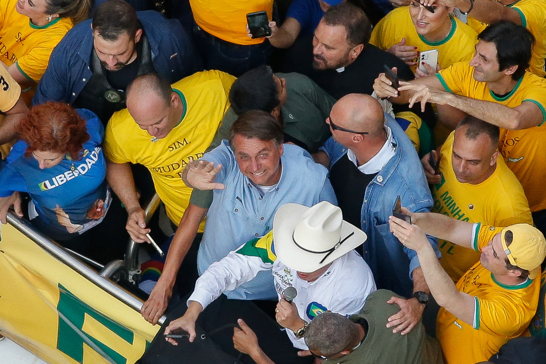 Brazil elnök: Csak a halál vagy a győzelem lehet a sorsom, de rácsok mögé nem megyek