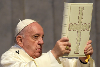 A pápa, akire figyelnek még a pápatagadók is