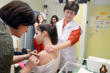 Szeptember 13-ig kérhetik a szülők a HPV elleni ingyenes védőoltást az iskolákban