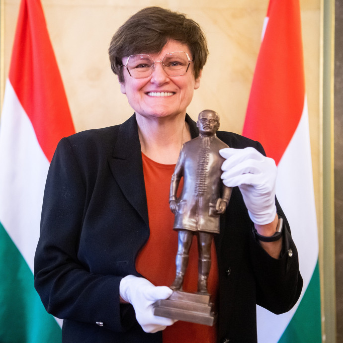 Ahogy közeledünk a Nobel-díj átadásához, Karikó Katalin neve egyre többször jelenik meg