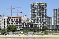 Városban vagy agglomerációban zöldebb lakni?