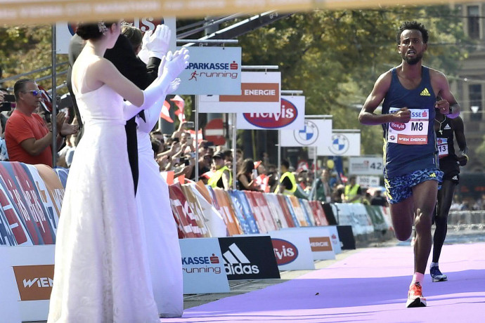 Kizárták a bécsi maratonfutás győztesét, mert túl vastag volt a futócipőjének talpa