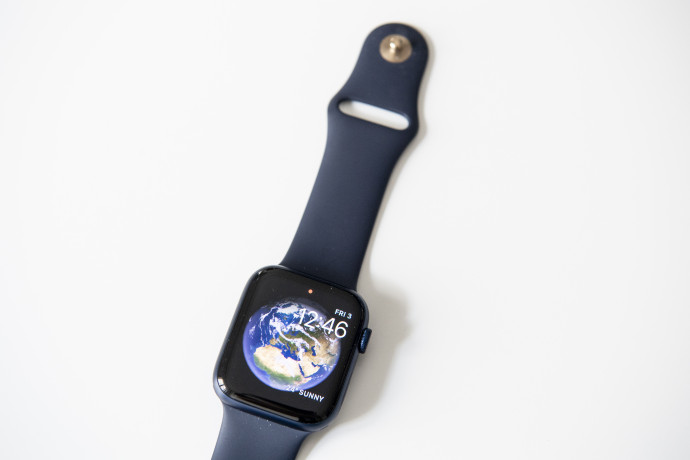 Apple Watch Series 6 – Fotó: Bődey János / Telex
