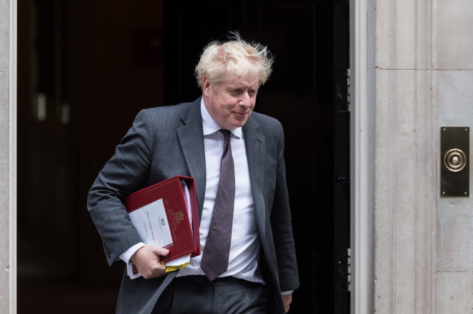 Teljesen átalakítja a brit kormányt Boris Johnson, a külügyminiszterét is lecserélte