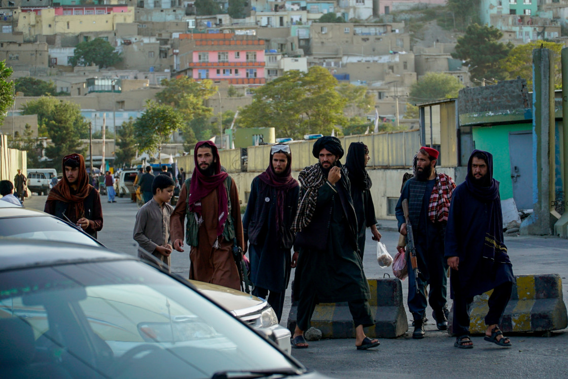 Kabulban könnyebben szerezhettem volna fegyvert, mint készpénzt