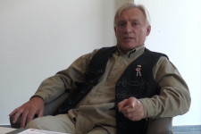 Egy holokauszttagadásért elítélt exjobbikos kampányol a gyurcsányozó petíció mellett a debreceni Fidesz videójában