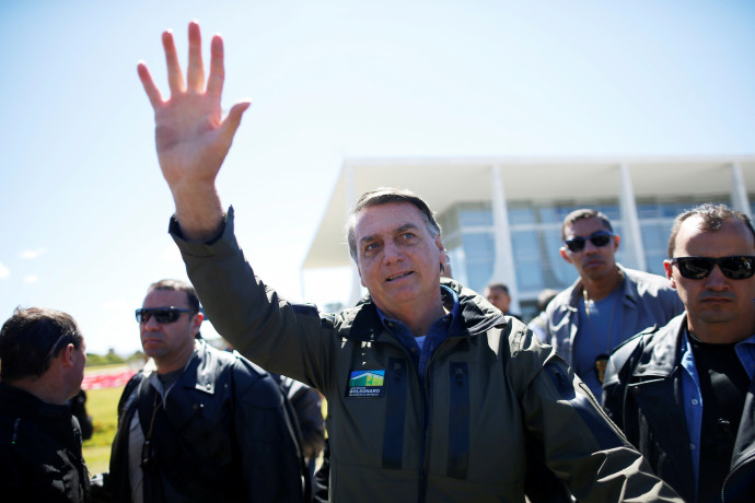 Jair Bolsonaro egy augusztusi motorversenyen – Fotó: Reuters / Adriano Machado