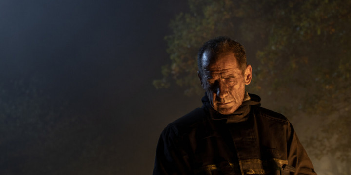 Vincent Lindon a Titán című filmben – Fotó: Carole Bethuel / Mozinet