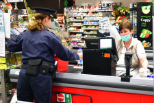 Az infláció elkezdte megenni a magyar családok tartalékait