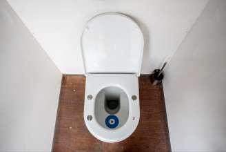 Fenékfelismerő vécét tesztelnek a tudósok, jöhet az „anális ujjlenyomat”