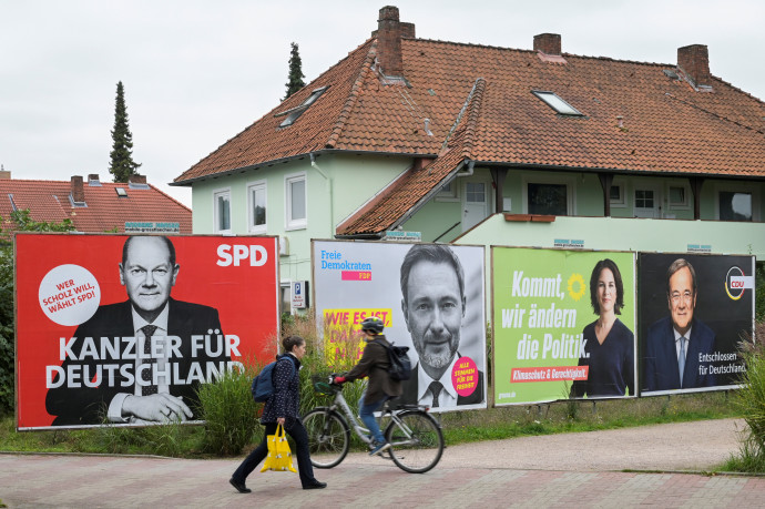 Most dől el, ki jöhet Merkel után, pártja történelmi mélypontra számíthat