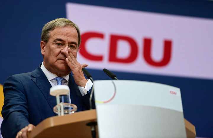 Armin Laschet, a CDU-CSU kancellárjelöltje a hétfői tájékoztatón – Fotó: Ina Fassbender / AFP