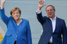 Merkel még egész sokáig kancellár maradhat, Kohl rekordját is megdöntheti