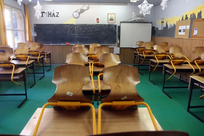 3-4 iskola már bezárt, és visszatért a digitális oktatásra