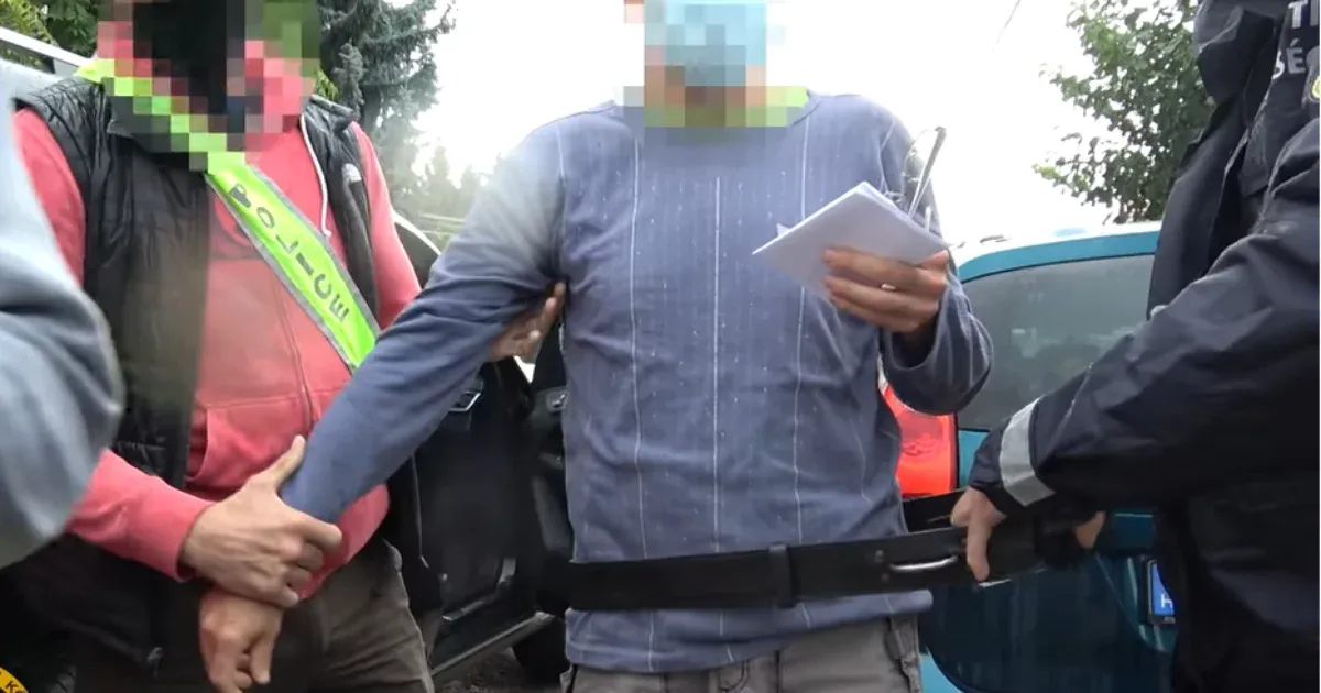 A bíróság enyhítette a politikusgyilkos radikálisok büntetését.