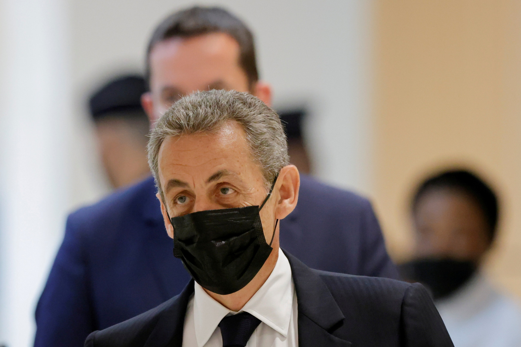 Sarkozyt törvénytelen kampányfinanszírozás ügyében is bűnösnek találták