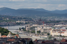 Meglepő értesítést kapott sok magyar: a jó helyen lévő, nagy lakásaikra az állam elővásárlási jogot szerzett