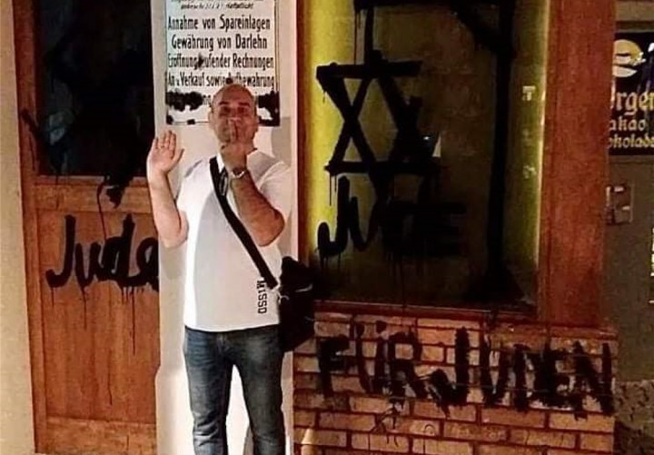 Fidrus Péter karlendít. Fotó: olvasó