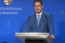 És akkor most nézze meg Gulyás Gergely magabiztos nyilatkozatát arról, hogy egyértelműen Karácsony az előválasztás előre megírt győztese