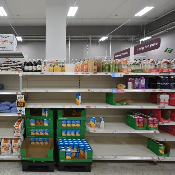 Mégis kinek kellene elvinni az árut, ha nincs elég kamionos?