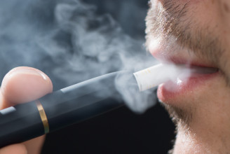 Rohamtempóban törnek előre a hevítéses dohánytermékek, a cigi visszaszorulóban