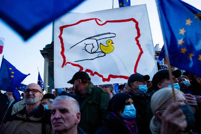 Hadüzenetet küldtek Brüsszelbe a lengyelek, pedig az idő nagyon nem kedvez a lázadásnak