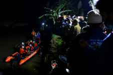 Folyótakarítás közben 11 diák fulladt vízbe Indonéziában