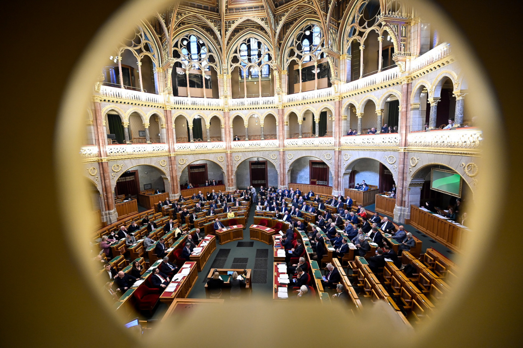 Fidesz a parlamentben: Márki-Zay lesz az, aki visszasegíti Gyurcsányt a hatalomba