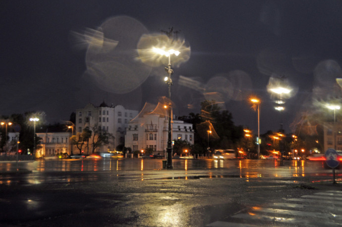 A Hősök tere esti fényben,Fotó: MTVA/ Lehotka László