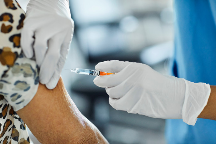 16 havonta fertőzhet átlagosan a koronavírus védőoltás nélkül