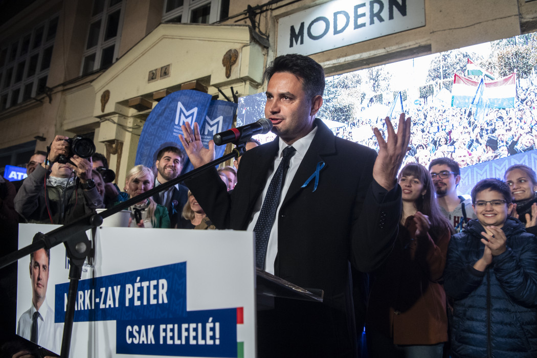 Márki-Zay Péter, a Mindenki Magyarországa Mozgalom miniszterelnök-jelöltjének eredményvárója a budapesti Anker közben 2021. október 18-án – Fotó: Bődey János / Telex