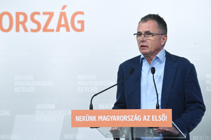 Itt a nap híre: folytatják a Stop, Gyurcsány! Stop, Márki-Zay! petíciót