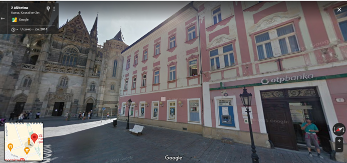 A kassai dóm mellett lévő műemlék épület – Forrás: Google Streetview