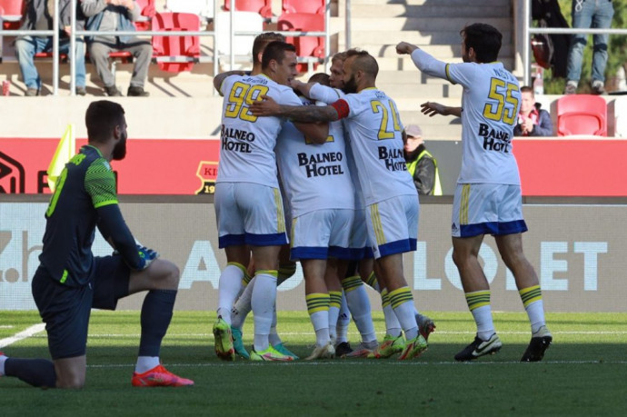 Az utolsó pillanatban fordított a Honvéd ellen az emberhátrányban focizó Mezőkövesd az NB I.-ben