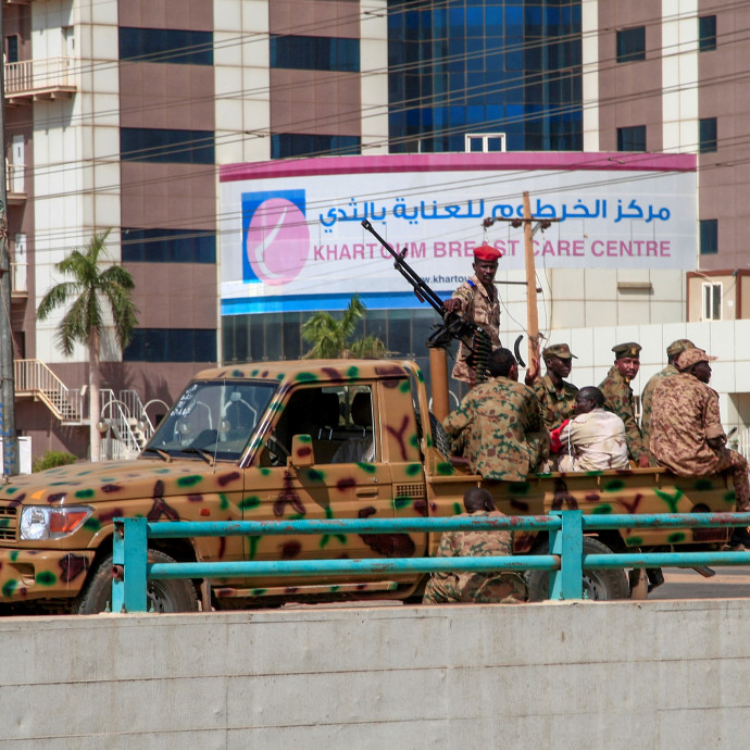 Húsz éve nem volt olyan sok katonai hatalomátvétel a világban, mint idén