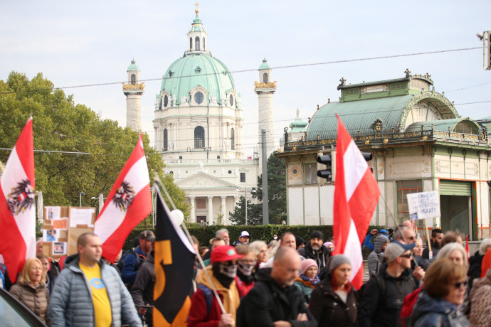 Oltópontot nyitottak a bécsi elnöki palotában